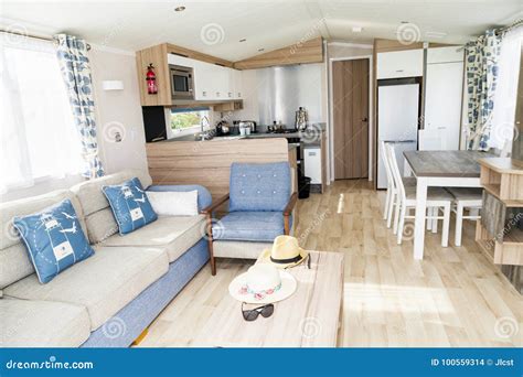 Six Berth Luxury Static Caravans With Verandas, Private Parking ...