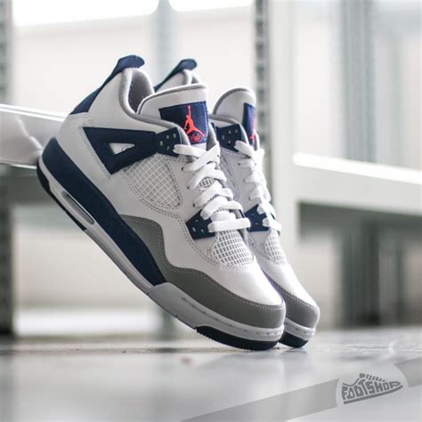 Air Jordan 4 Retro Gg