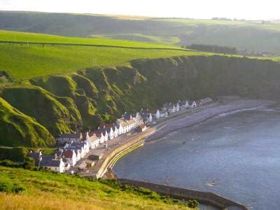 Rockpool Holiday Cottage on the Beach Pennan Coast, Pennan – Self ...