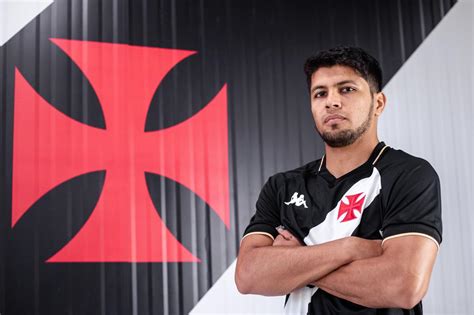 Robert Rojas fue presentado en Vasco da Gama El Gráfico