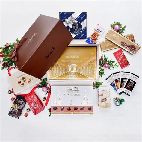 Lindt Discover The World Of Lindt Chocolate Gift Box 3035 Grams In