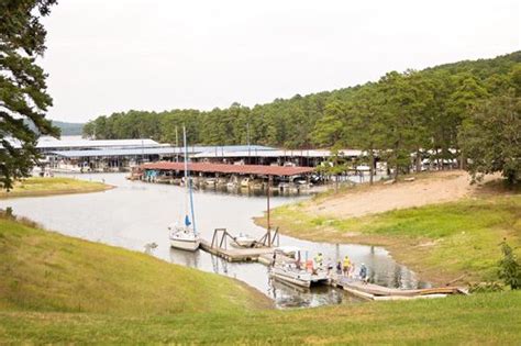 Accommodations On Lake Ouachita Brady Mountain Marina Cabin Rentals