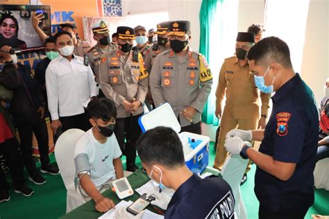 Cek Pos Pelayanan Di Tuban Kapolda Jatim Secara Keseluruhan Arus