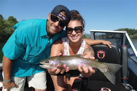 Viaje Guiado De Pesca En El R O Sacramento Desde Redding