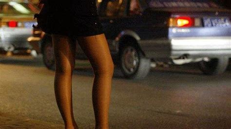 Sex Workers In Mumbai S Red Light Area Struggle To Survive Amid