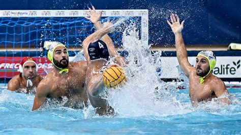 Fortino Alla Ferro Il Recco Imbriglia Il Savona Scudetto