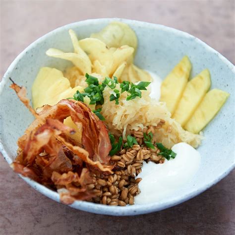 Dinkel Bowl Mit Sauerkraut Rezept Essen Und Trinken