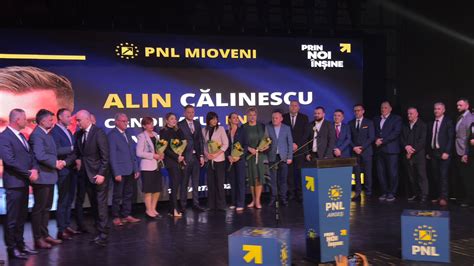 Călinescu lansat cu jumătate de PNL Îi mulțumesc public lui Ion