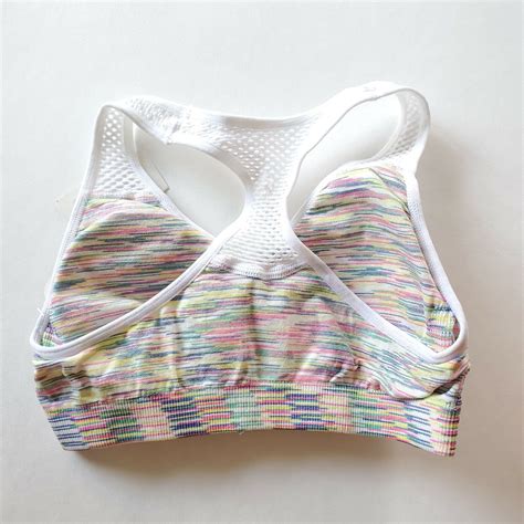 Maidenform Self Expressions Girls Size S 28a Rainbow Space Sports Bra