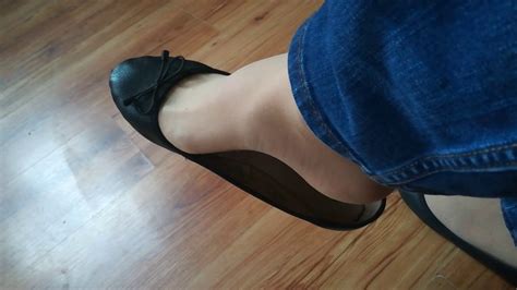 Shoeplay In Black Flats Youtube