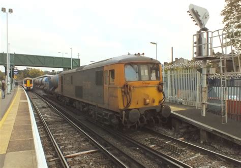 73136 Tulse Hill Very Filthy GB Railfreight Class 73 Nos Flickr