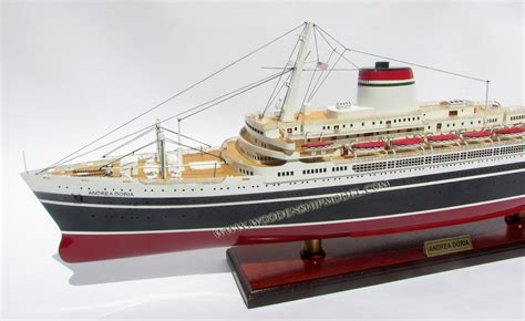 MODEL CRUISE SHIP SS AUSTRALIS