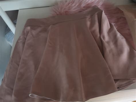 Nude Colour Skort Women S Fashion Bottoms Other Bottoms On Carousell