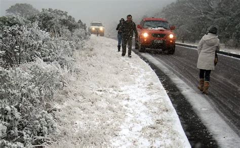 Neve Em Santa Catarina 09 04 2019 Cotidiano Fotografia Folha De