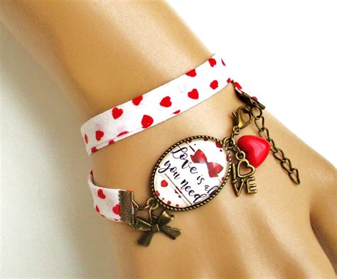 Bracelet Crochet Coeurs Saint Valentin Amour Cherie Love Bijou