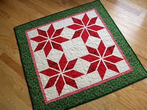 Poinsettia Quilt Holiday Quilts Quilt Patterns Barn Quilts