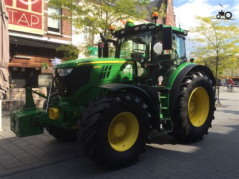 Foto John Deere R