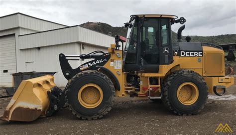 John Deere Launches 444k 524k And 544k Wheel Loaders With