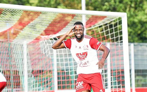 N3 la Saint Pierre de Milizac engage Raphaël Mourdi et Arthur Sergent Foot Amateur Bretagne
