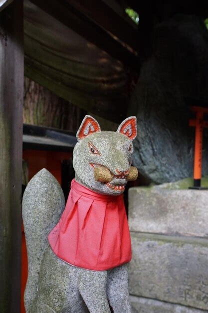 Premium Photo | Fushimi inari shrine