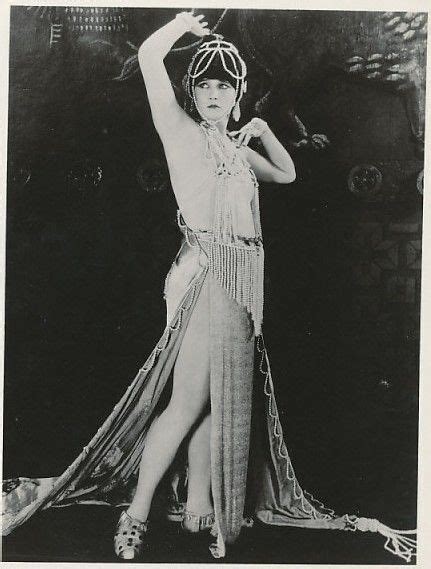 Silent Era Of Cinema — Betty Blythe In “the Queen Of Sheba” 1921