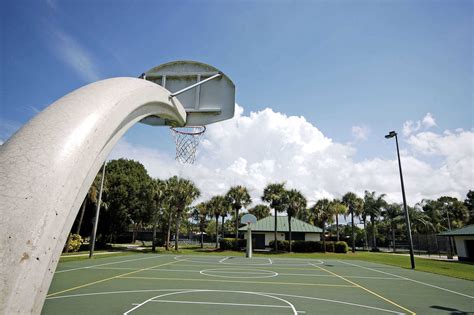 Pelican Bay Community Park | Collier County Parks & Recreation