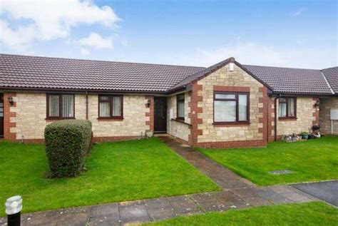 2 Bedroom Semi Detached Bungalow For Sale In Willow Court Bridgwater TA6