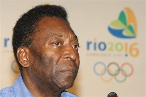 Pelé o Rei do futebol morre aos 82 anos em São Paulo Sul 21