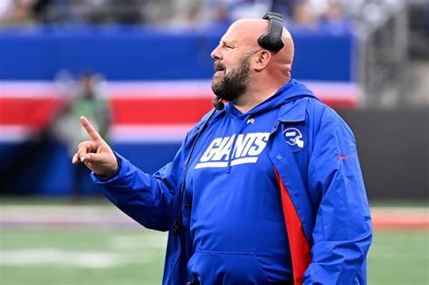 Giants Follow Lead Of Unflappable Brian Daboll With Qbs Out