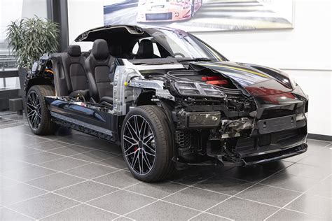 porsche macan ev