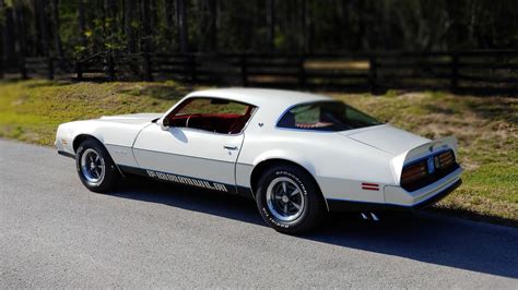 1977 Pontiac Firebird Formula at Kissimmee 2023 as W300 - Mecum Auctions