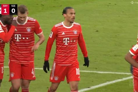 Bayern Monachium Zn W Bez Zwyci Stwa W Bundeslidze Wicemistrz Wiata