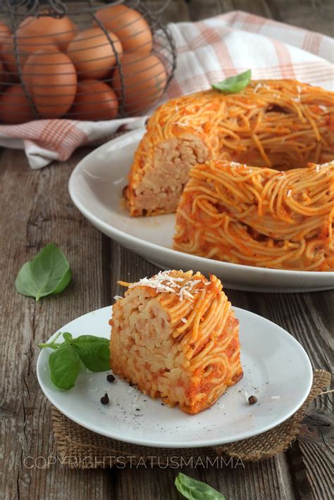 Frittata Di Spaghetti Al Forno Alla Napoletana Nello Stampo Per