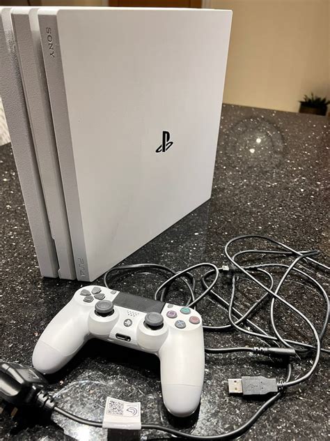 PlayStation 4 pro white slim 1 TB cuh-7216b | in Poole, Dorset | Gumtree