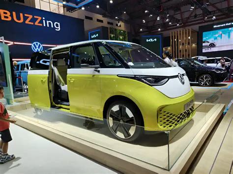 volkswagen id buzz price  specification  indonesia autoini