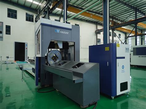 Massive Professional Tube Laser Cutting Machine For Round Tube Cutting Baiwei Fiber Laser