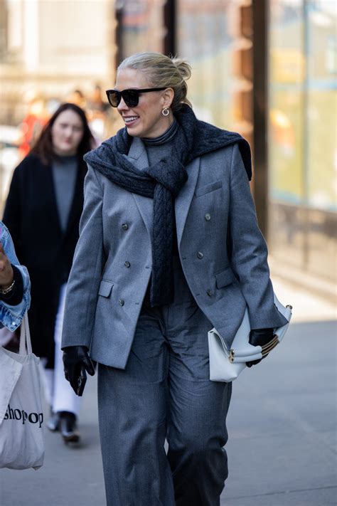 sweaters  scarves  styling ideas  fall  fashion month