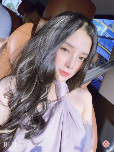 Hot girl Phạm Ngọc Linh đẹp tựa thiên thần làm bao người thương kẻ nhớ