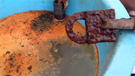 Using Electrolysis To Remove Rust From Metal Detecting Finds Youtube