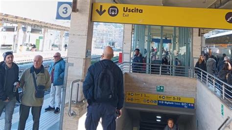 Guasto Sulla Linea Ferroviaria A Recco Treni Fermi O In Ritardo Nel