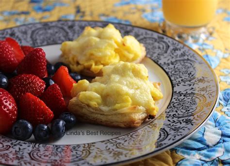 Scrambled Eggs In Puff Pastry Cups Linda S Best Recipes