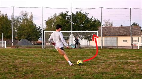 Grosse Frappe En Pleine Lucarne Youtube