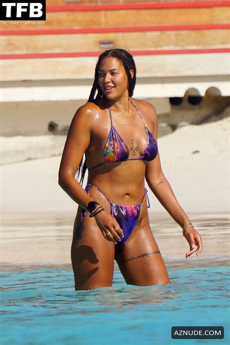 Liz Cambage Nude And Sexy Photos Collection Aznude