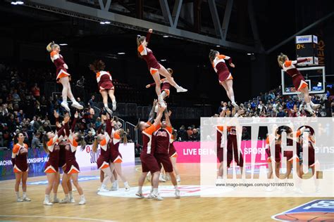 Clovers Cheerleader GER NINERS Chemnitz Vs Brose Bamberg Basketball