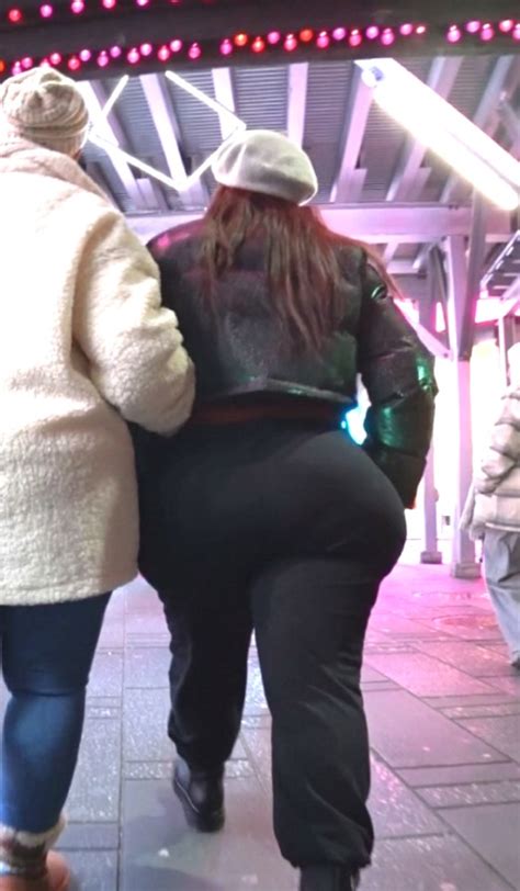 Incredible Wide Mushroom Booty Latina In Black Pants Part Of Phatassvision