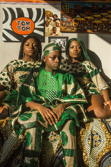 The Nigerian-American Siblings Using Traditional Family Portraiture to