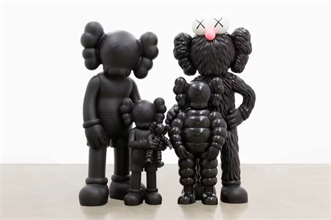 KAWS: A Canadian Art Gallery Debut Featuring Giant Sculptures and ...