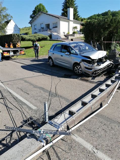 Sexey aux Forges Elle sendort au volant percute et arrache un pylône