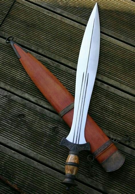 Greats Gallery Of Greatness Weapons Addition Dragon Age Roleplay