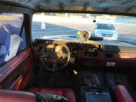 1984 Ford Bronco On 44 Tires 8 Lift Shaved Handles 351 1995 Front